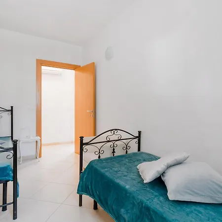 Laura In Centro Apartamento Otranto