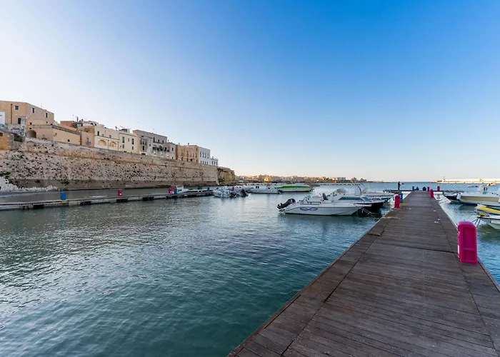 Laura In Centro Otranto